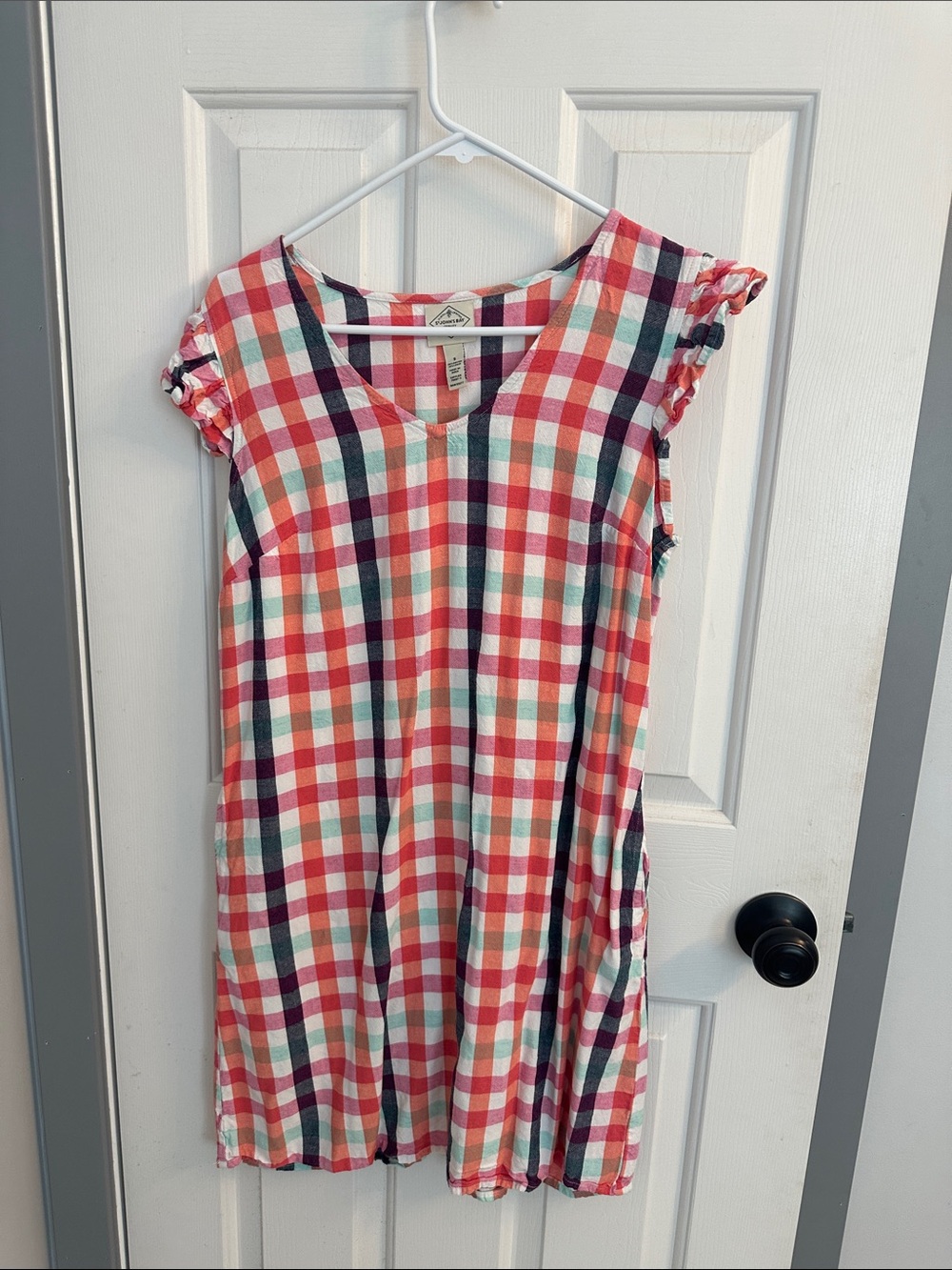 Women’s dress with pockets
